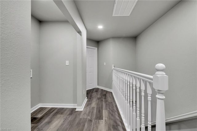 17 Kempton ST, Hampton, VA 23669