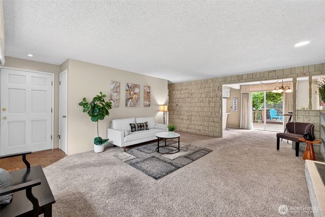 12810 162nd Avenue SE, Renton, WA 98059