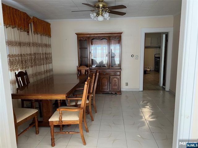579 Oregon Avenue, Cliffside Park, NJ 07010