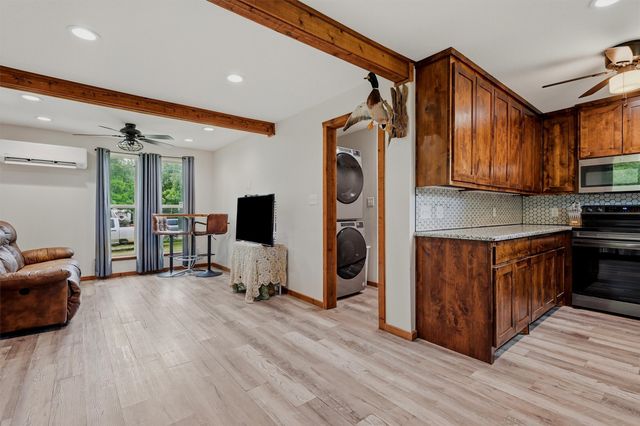 285 Sioux Drive, Gordonville, TX 76245
