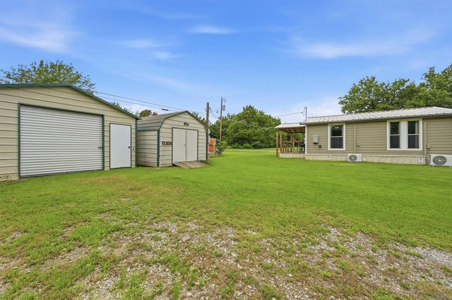 285 Sioux Drive, Gordonville, TX 76245