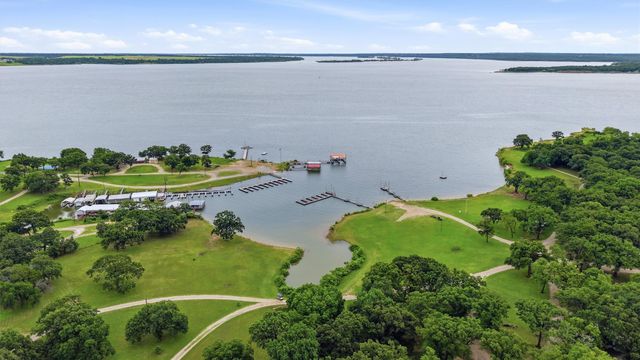285 Sioux Drive, Gordonville, TX 76245