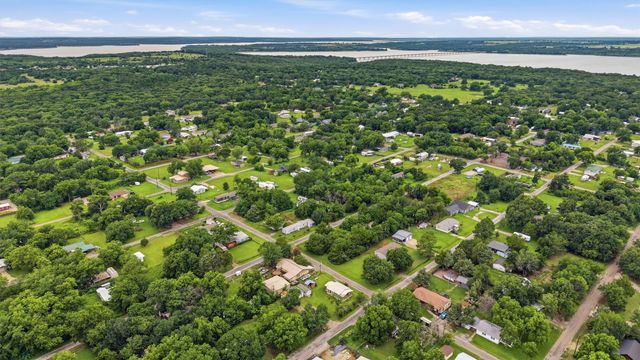 285 Sioux Drive, Gordonville, TX 76245