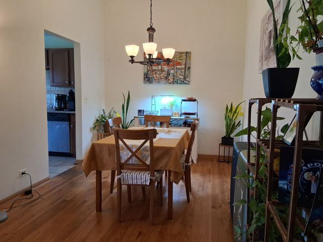 2904 Heatherwood Drive 4, Schaumburg, IL 60194