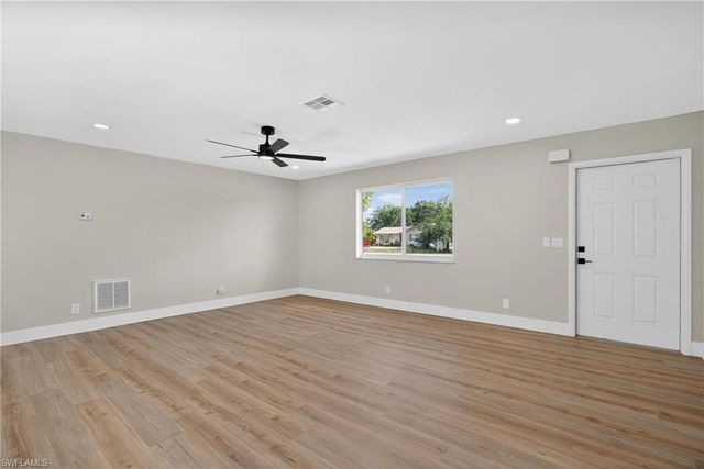 2300 Crystal DR, Fort Myers, FL 33907