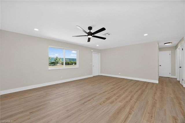 2300 Crystal DR, Fort Myers, FL 33907