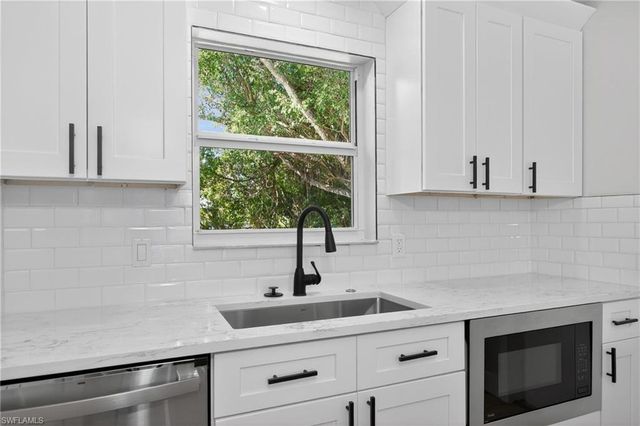 2300 Crystal DR, Fort Myers, FL 33907
