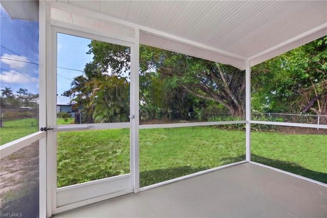 2300 Crystal DR, Fort Myers, FL 33907