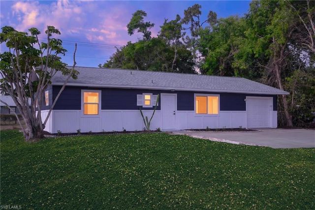 2300 Crystal DR, Fort Myers, FL 33907