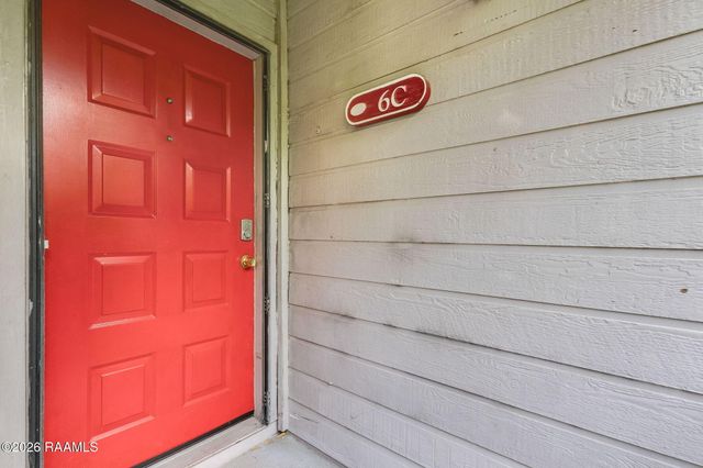 1304 E Bayou Parkway Apt 6c, Lafayette, LA 70508