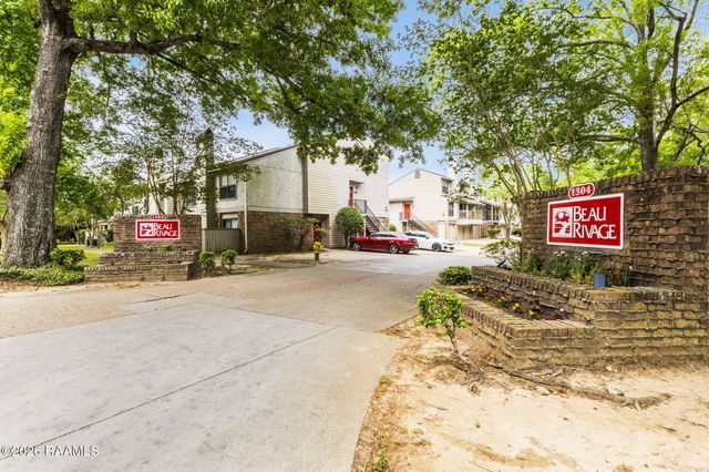 1304 E Bayou Parkway Apt 6c, Lafayette, LA 70508