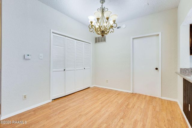 1304 E Bayou Parkway Apt 6c, Lafayette, LA 70508
