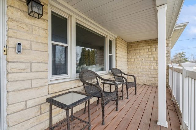 3547 F Avenue NW, Cedar Rapids, IA 52405