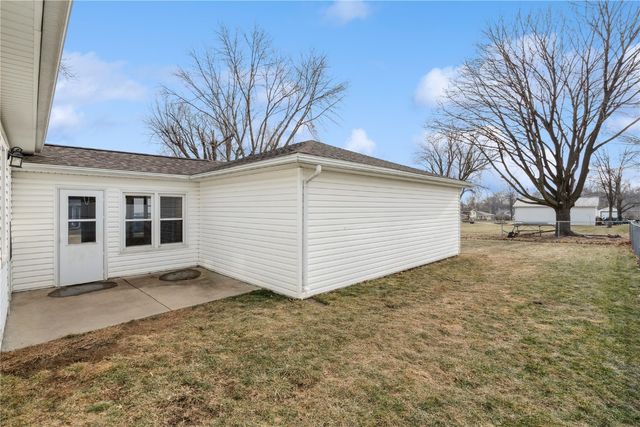 3547 F Avenue NW, Cedar Rapids, IA 52405