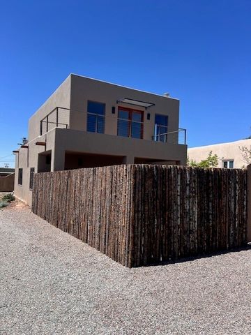 1022 Don Diego Avenue D, Santa Fe, NM 87505