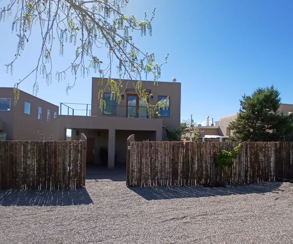 1022 Don Diego Avenue D, Santa Fe, NM 87505
