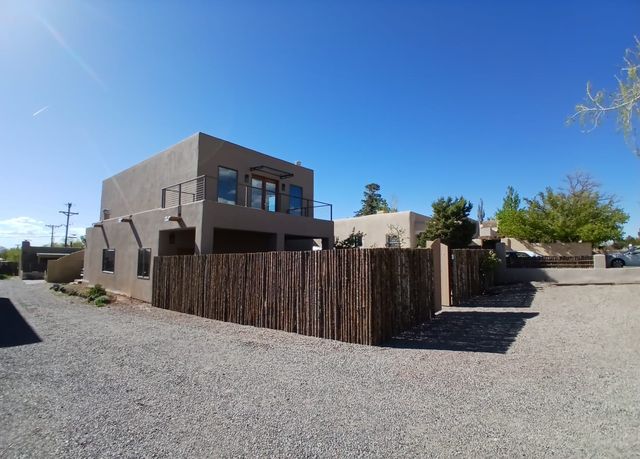 1022 Don Diego Avenue D, Santa Fe, NM 87505