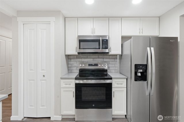 1435 SE Vallair Court, Port Orchard, WA 98366