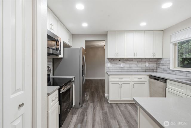 1435 SE Vallair Court, Port Orchard, WA 98366
