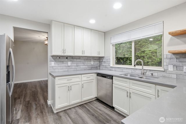 1435 SE Vallair Court, Port Orchard, WA 98366
