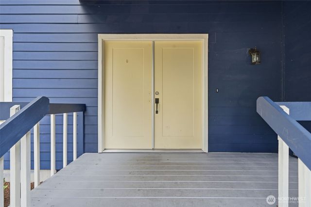 1435 SE Vallair Court, Port Orchard, WA 98366