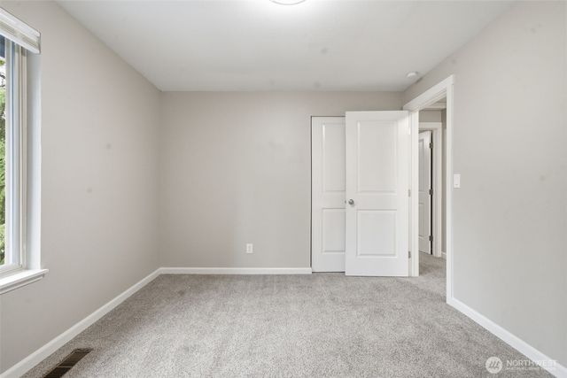 1435 SE Vallair Court, Port Orchard, WA 98366