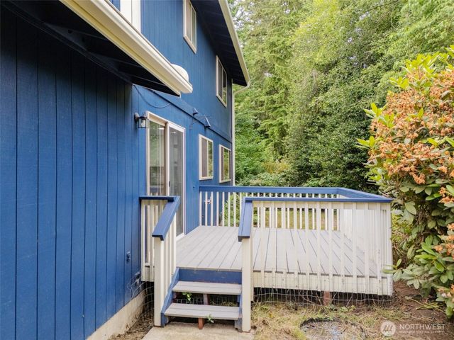 1435 SE Vallair Court, Port Orchard, WA 98366