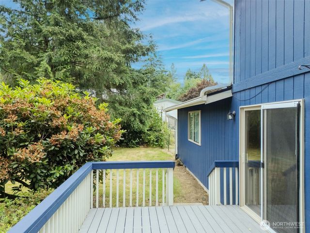 1435 SE Vallair Court, Port Orchard, WA 98366