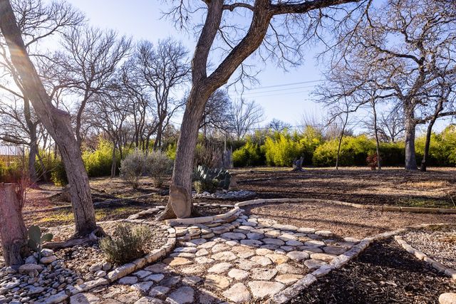 228 N Galbraith Ave, Kerrville, TX 78028