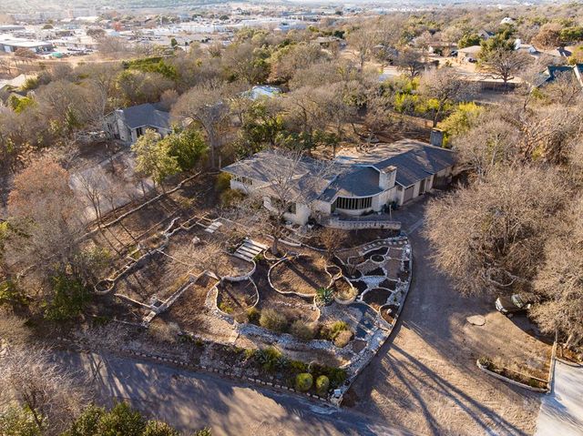 228 N Galbraith Ave, Kerrville, TX 78028