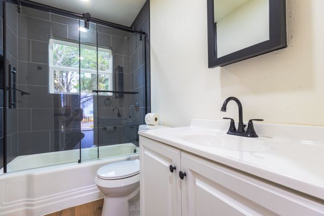 1105 Spring Branch Street, Beverly Hills, TX 76711