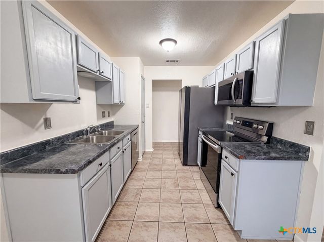 2708 Timberline Drive, Killeen, TX 76543