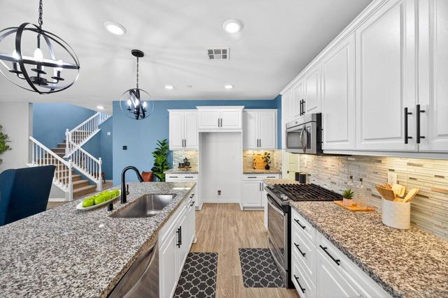 1254 White Oak, El Cajon, CA 92020