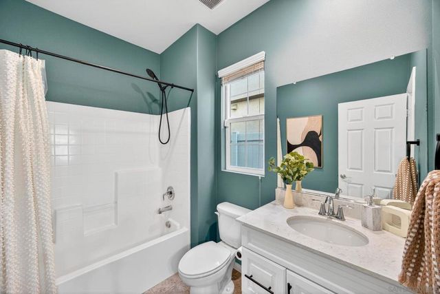 1254 White Oak, El Cajon, CA 92020