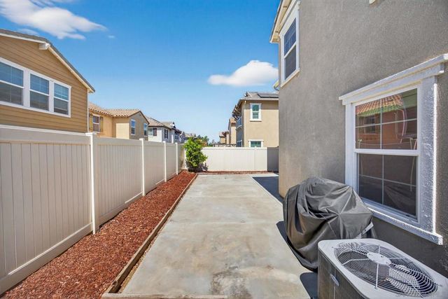 1254 White Oak, El Cajon, CA 92020