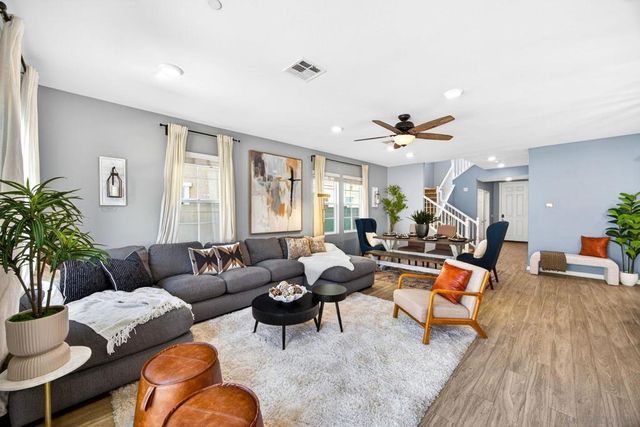 1254 White Oak, El Cajon, CA 92020