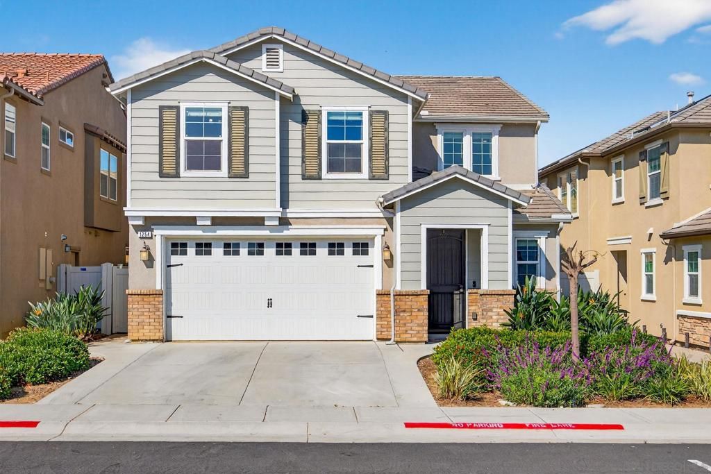 1254 White Oak, El Cajon, CA 92020