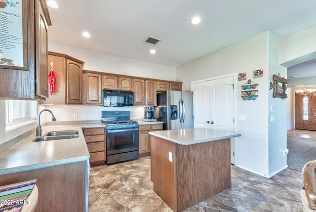 13034 E Lima Street, Dewey, AZ 86327