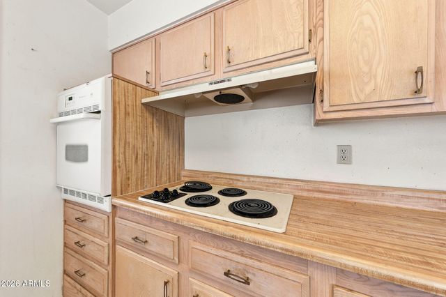 10050 N 103RD Avenue, Sun City, AZ 85351
