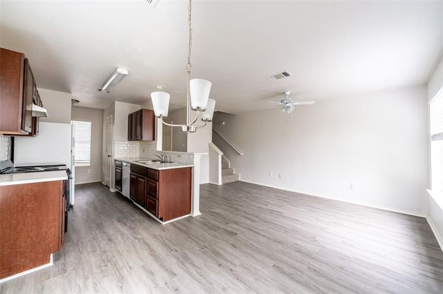 9927 Bilbrook PL B, Austin, TX 78748