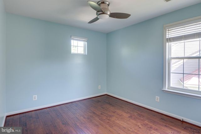 2468 LEYLAND RIDGE RD, Herndon, VA 20171