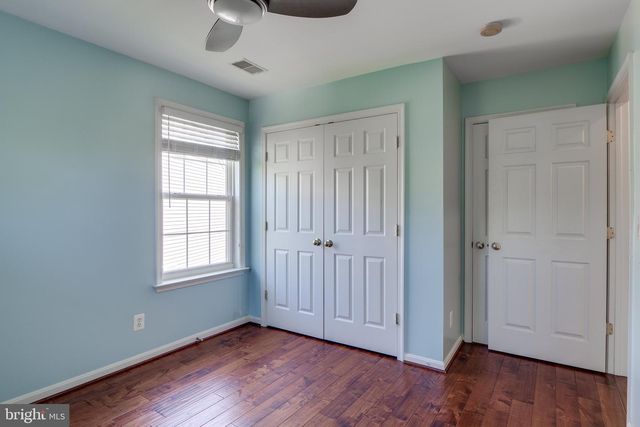 2468 LEYLAND RIDGE RD, Herndon, VA 20171