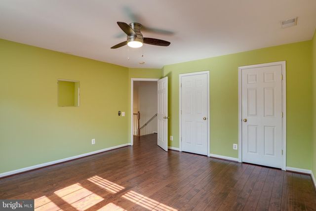 2468 LEYLAND RIDGE RD, Herndon, VA 20171