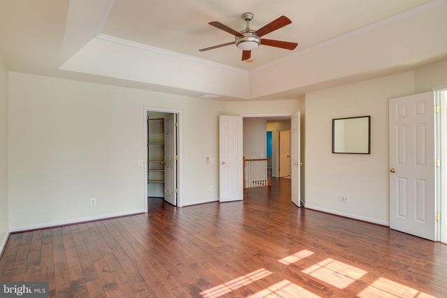 2468 LEYLAND RIDGE RD, Herndon, VA 20171