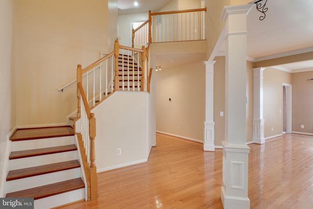 2468 LEYLAND RIDGE RD, Herndon, VA 20171