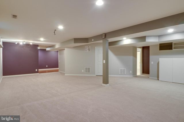 2468 LEYLAND RIDGE RD, Herndon, VA 20171