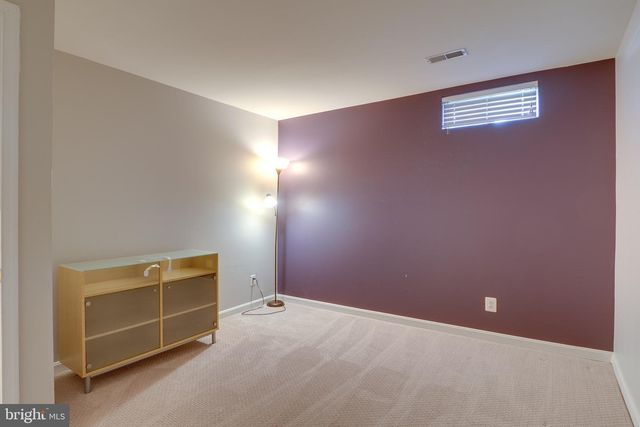 2468 LEYLAND RIDGE RD, Herndon, VA 20171