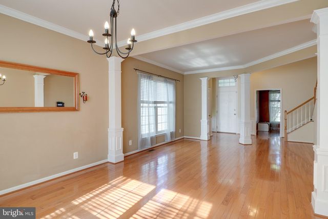 2468 LEYLAND RIDGE RD, Herndon, VA 20171