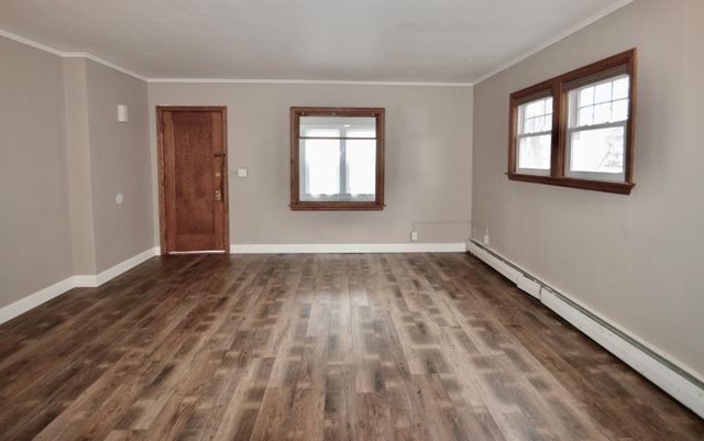 910 7th Street N, Fargo, ND 58102