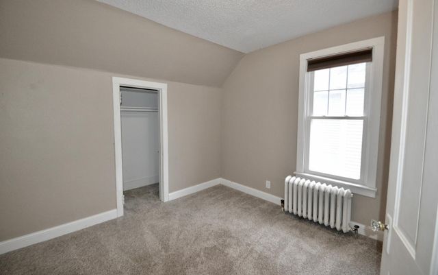 910 7th Street N, Fargo, ND 58102